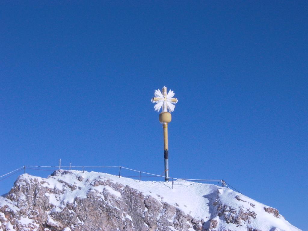 Ferienwohnungen Zugspitze ไกรน์เนา ภายนอก รูปภาพ